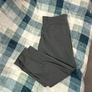 Men's Gray Dress Pants - Classic Straight Fit